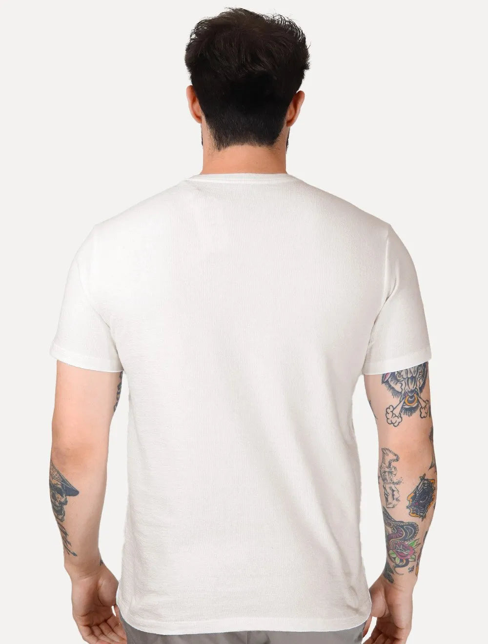 Camiseta Calvin Klein Jeans Masculina Soft CK Logo Off-White