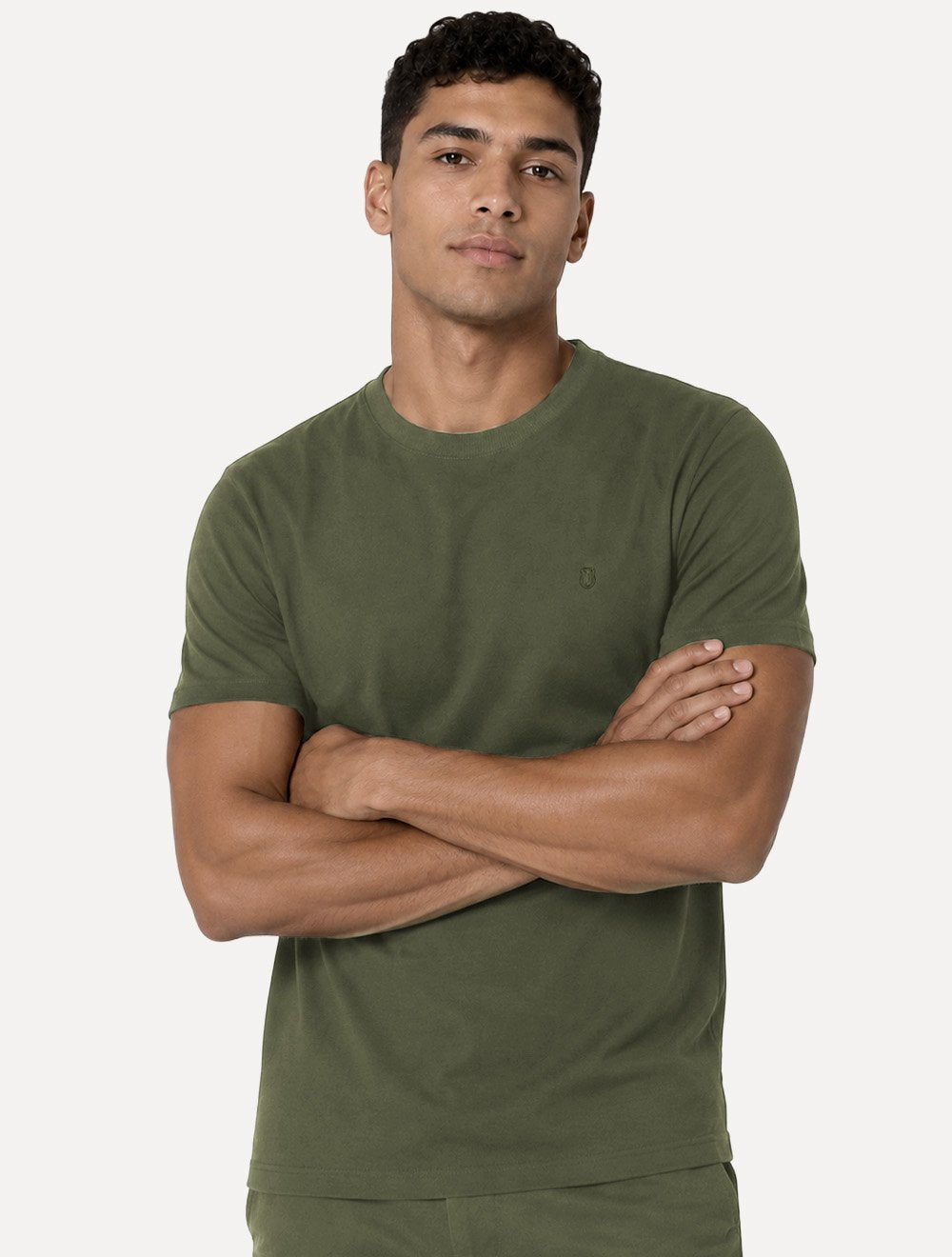 Camiseta Individual Masculina Comfort Pima Soft Touch Logo Verde Militar