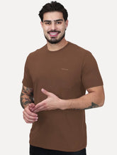 Camiseta Calvin Klein Jeans Masculina Light New Logo Chocolate