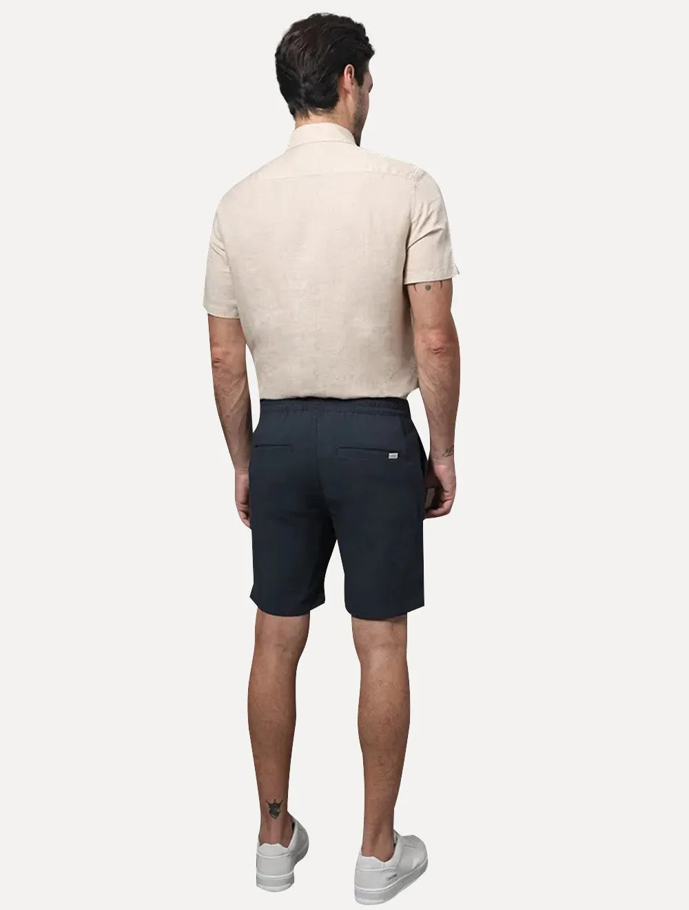 Bermuda Calvin Klein Masculina Essentials Linho Azul Marinho