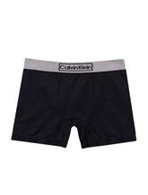 Cueca Calvin Klein Trunk Seamless Heritage Logo Preta