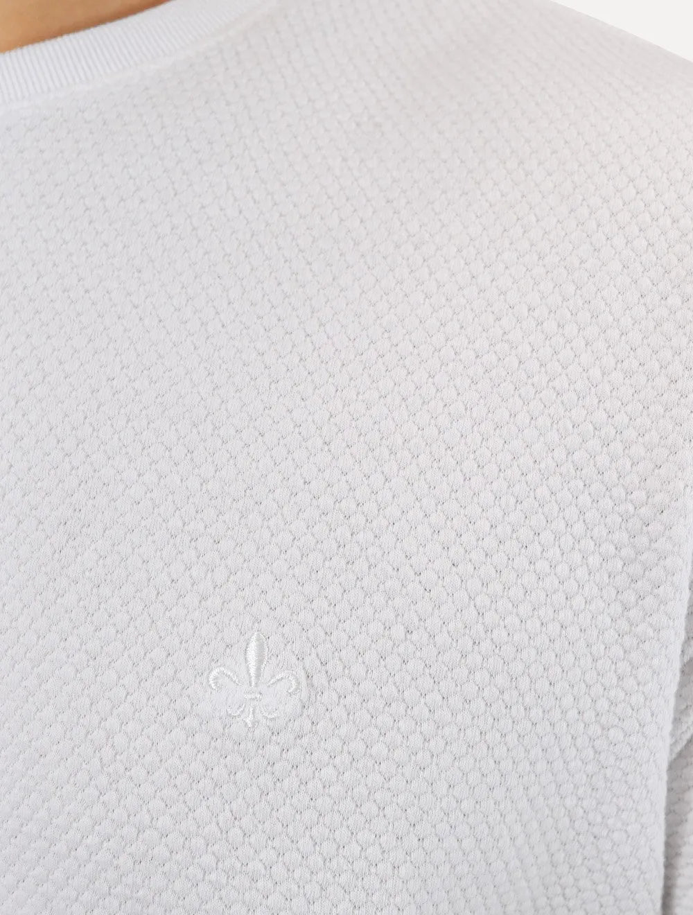 Camiseta Dudalina Masculina Textura Mono Logo Branca