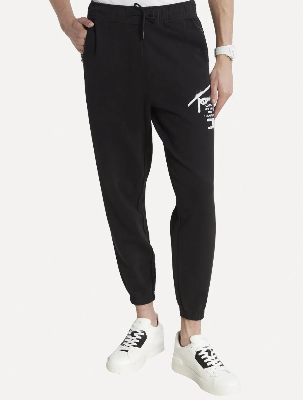 Calça Tommy Jeans Moletom Masculina Spray Logo Preta