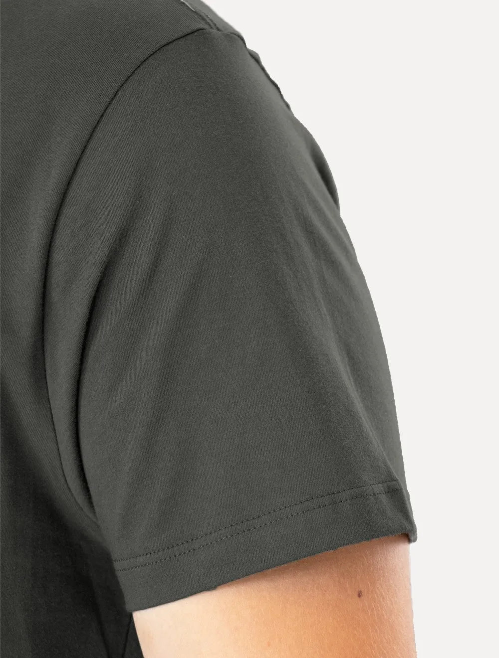 Camiseta Reserva Masculina Basic Navy Woodpecker Grafite
