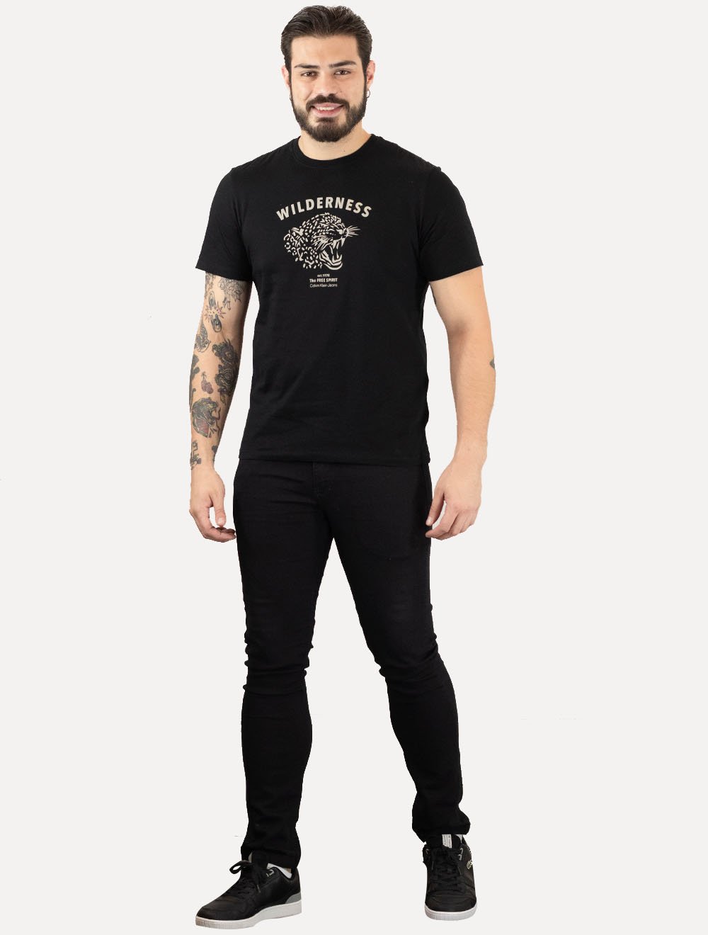 Camiseta Calvin Klein Jeans Masculina Wilderness Preta