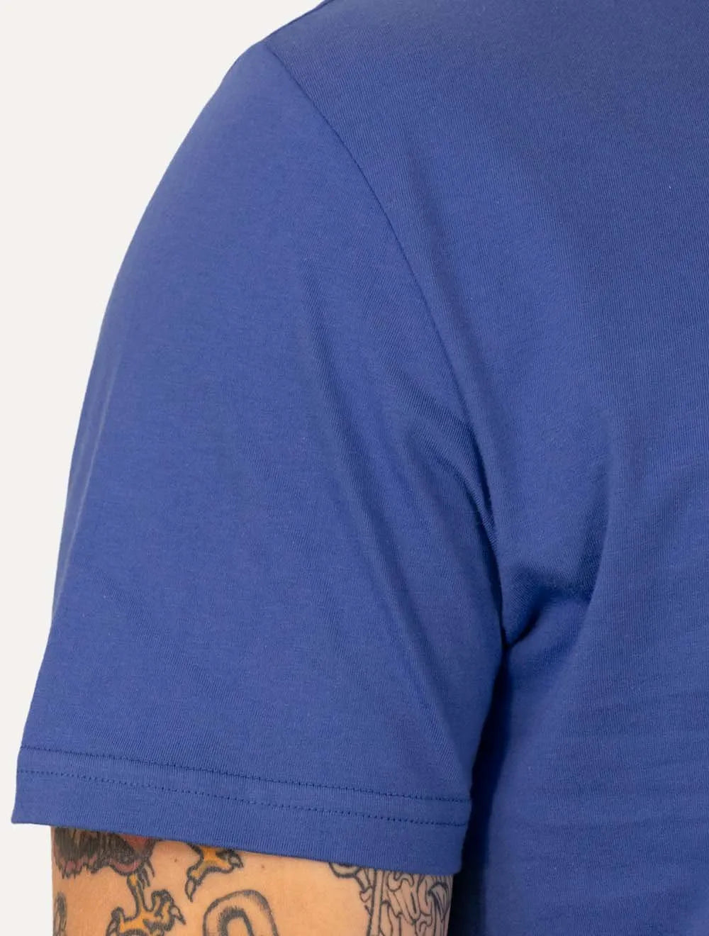 Camiseta Tommy Jeans Masculina Regular Corp Chest Azul Royal