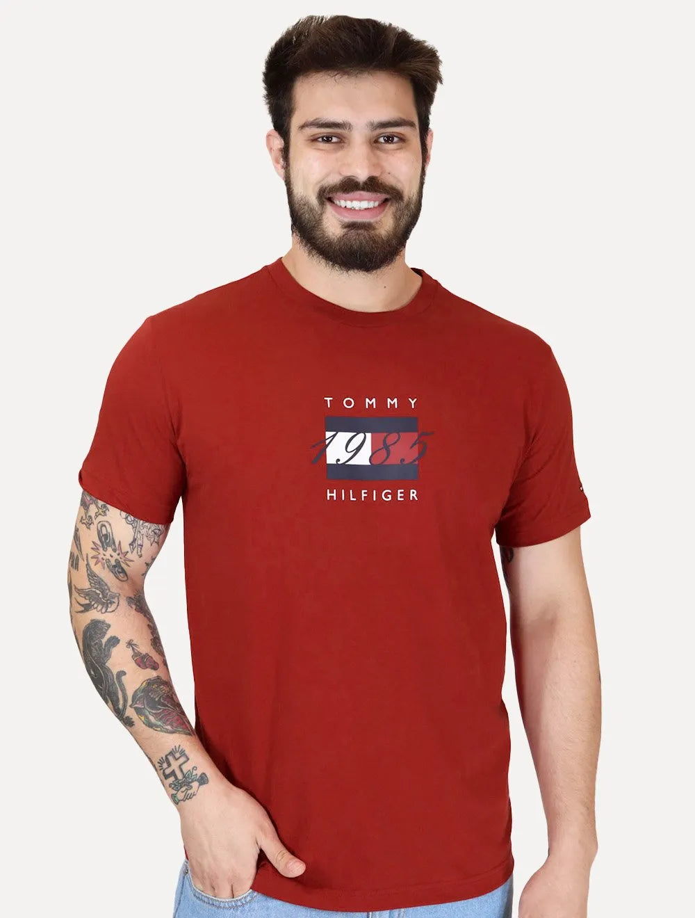 Camiseta Tommy Hilfiger Masculina Linear Flag Graphic Vermelha