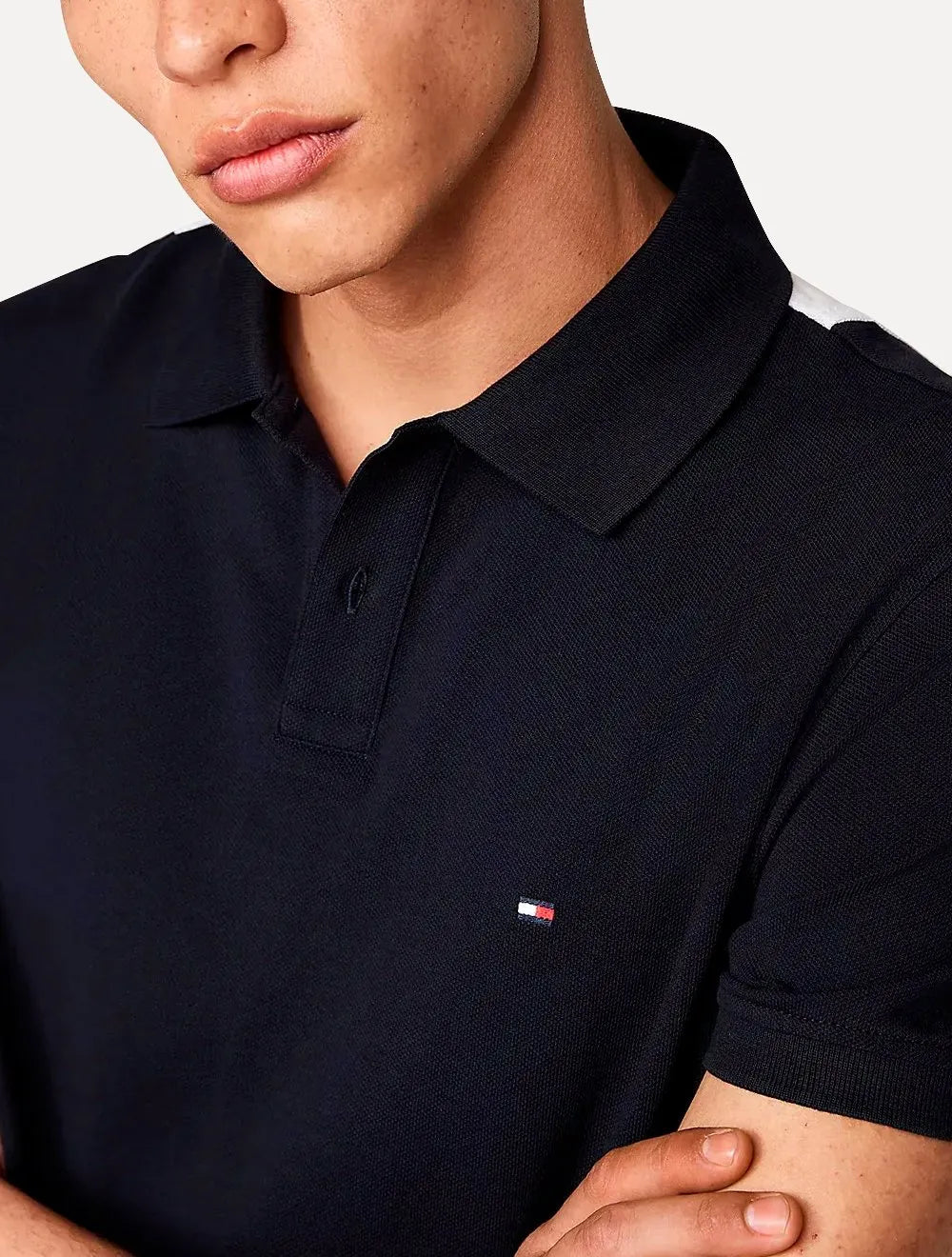 Polo Tommy Hilfiger Masculina Regular Piquet Colour-Blocked Back Azul Marinho