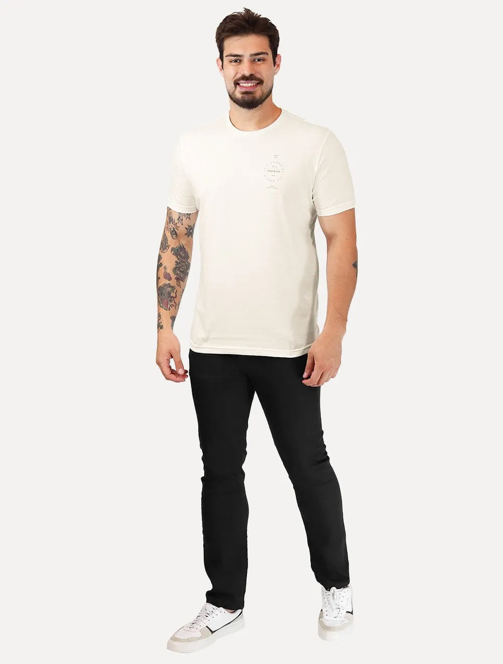 Camiseta King & Joe Masculina Good Day Logo Peito Off White