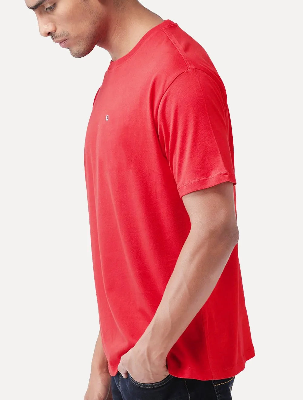 Camiseta Tommy Jeans Masculina Slim C-Neck Flag Vermelha