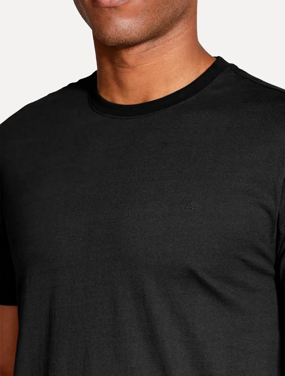Camiseta Aramis Masculina New Essencial Lisa Preto