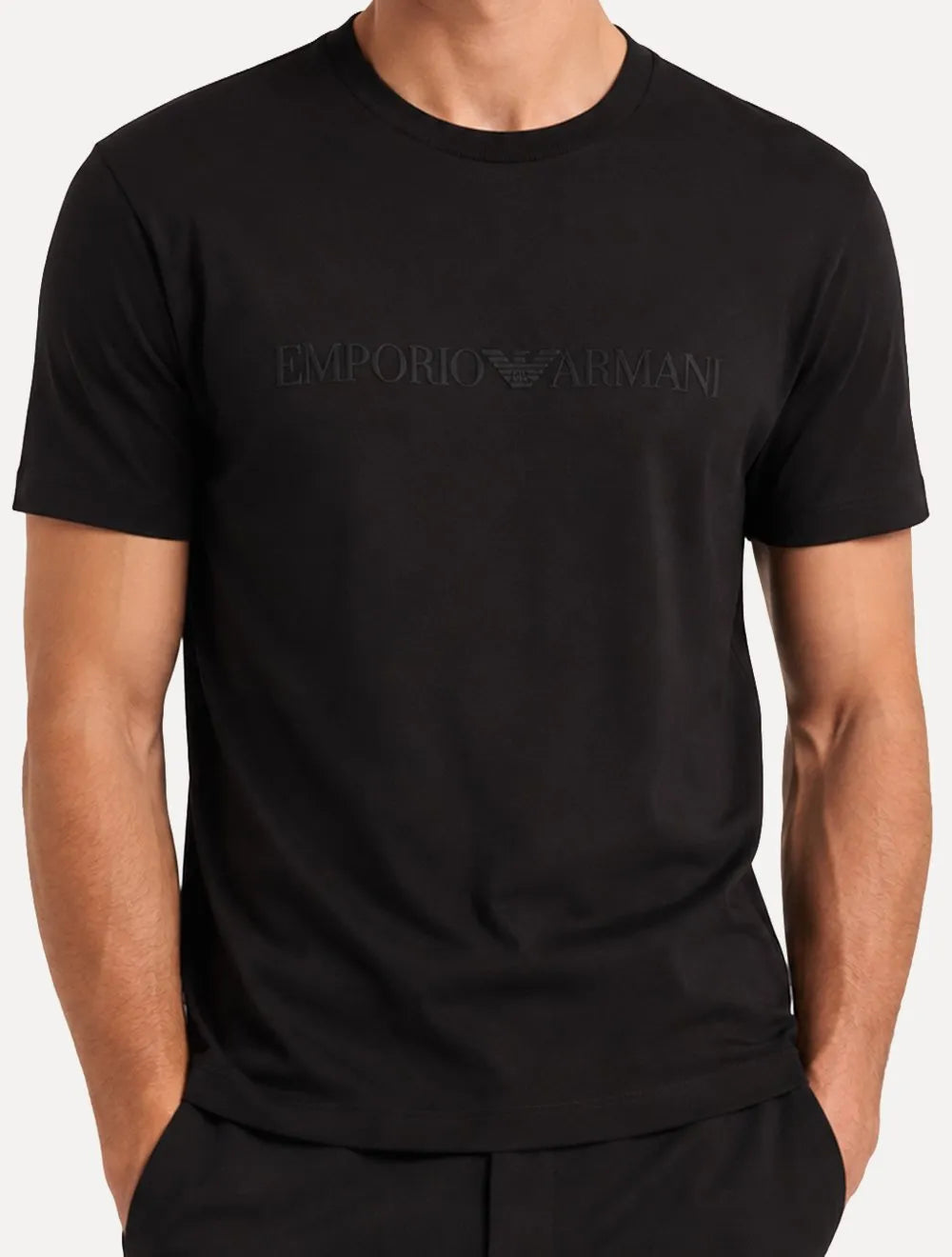 Camiseta Emporio Armani Masculina Bordado Logo Chest Preta