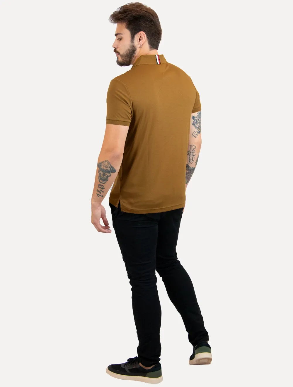 Polo Tommy Hilfiger Masculina Malha Liquid Cotton Essential Marrom