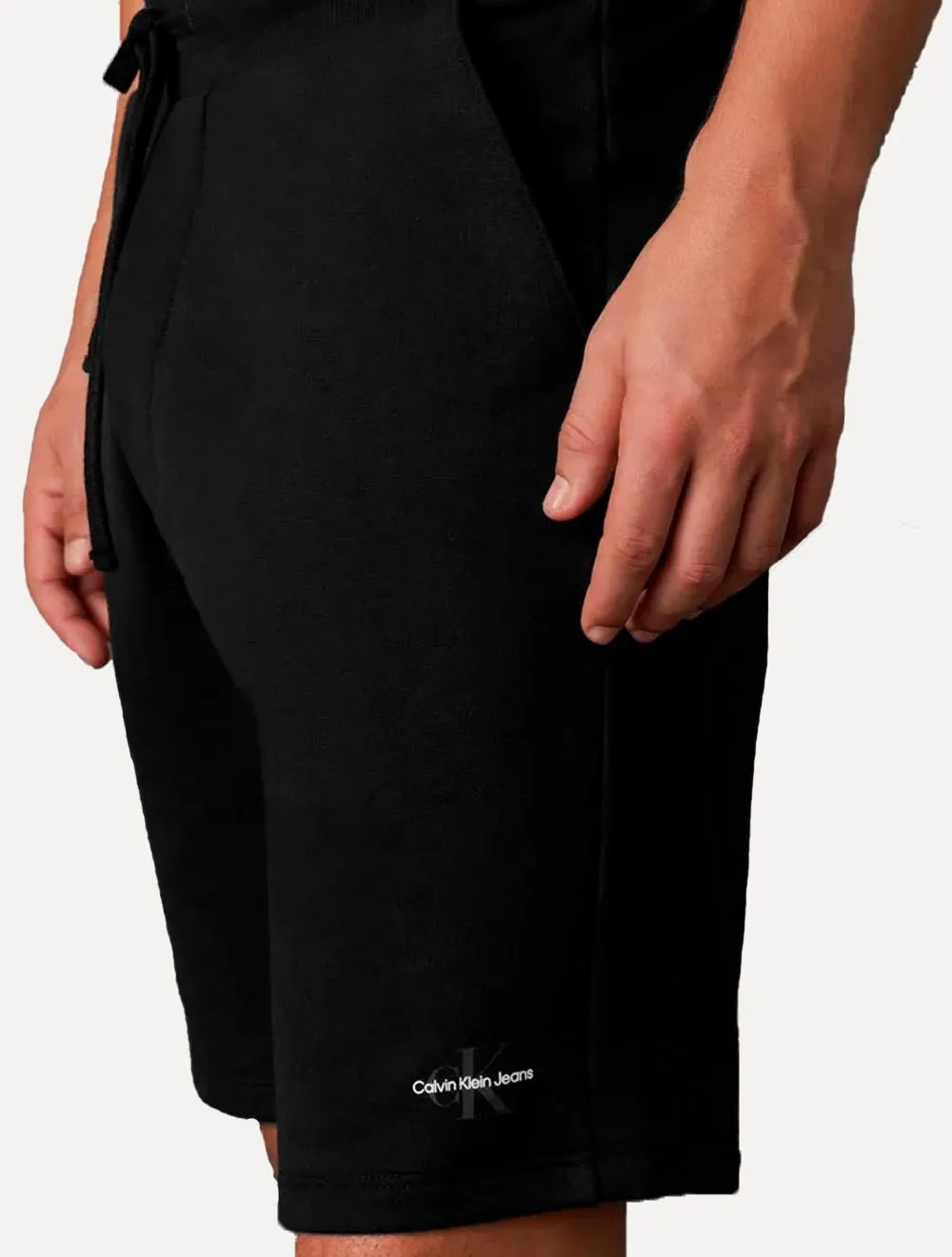 Bermuda Calvin Klein Jeans Moletom Masculina Cadarço RE Issue Preta