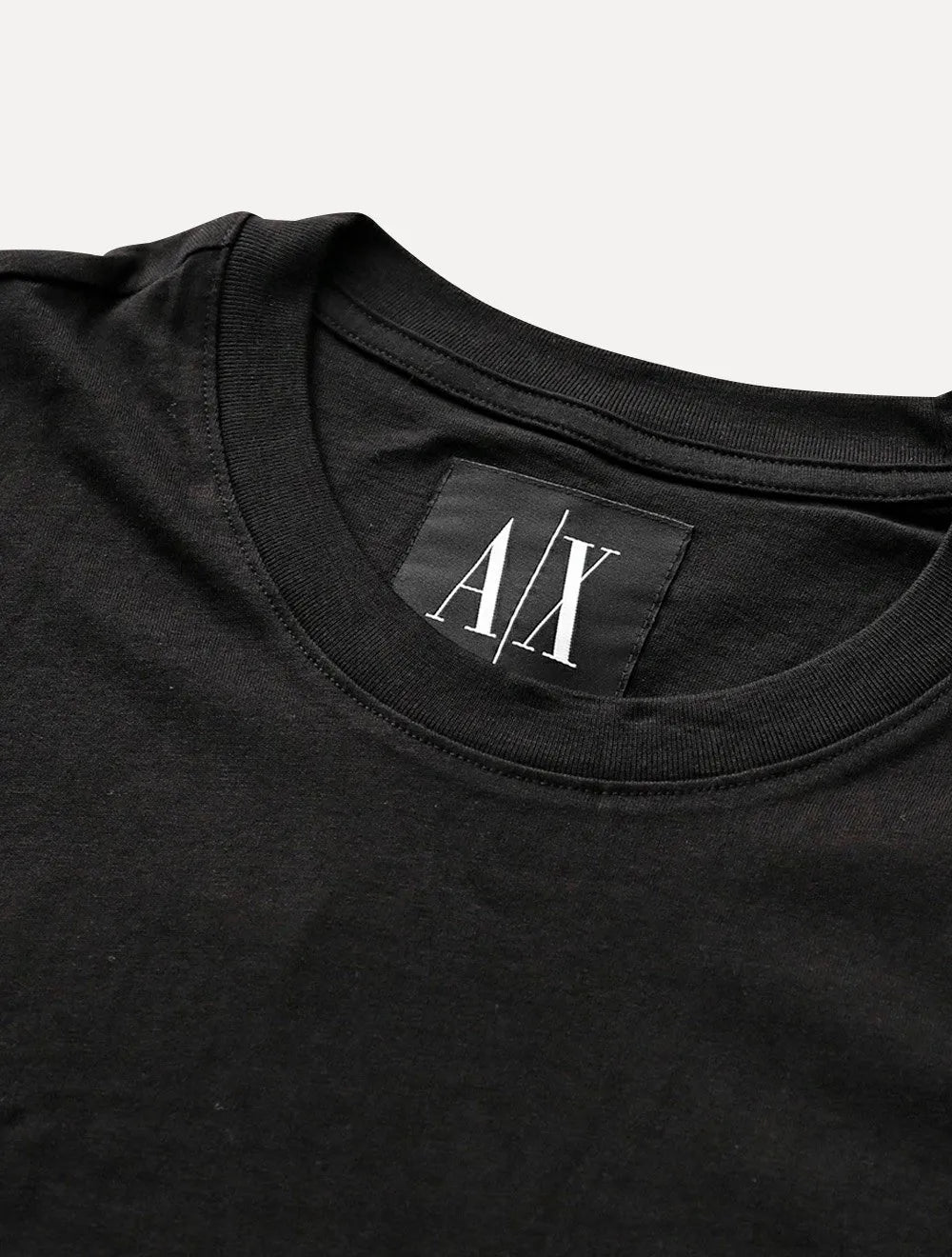 Camiseta Armani Exchange Masculina Regular Fit Pocket AX Logo Preta