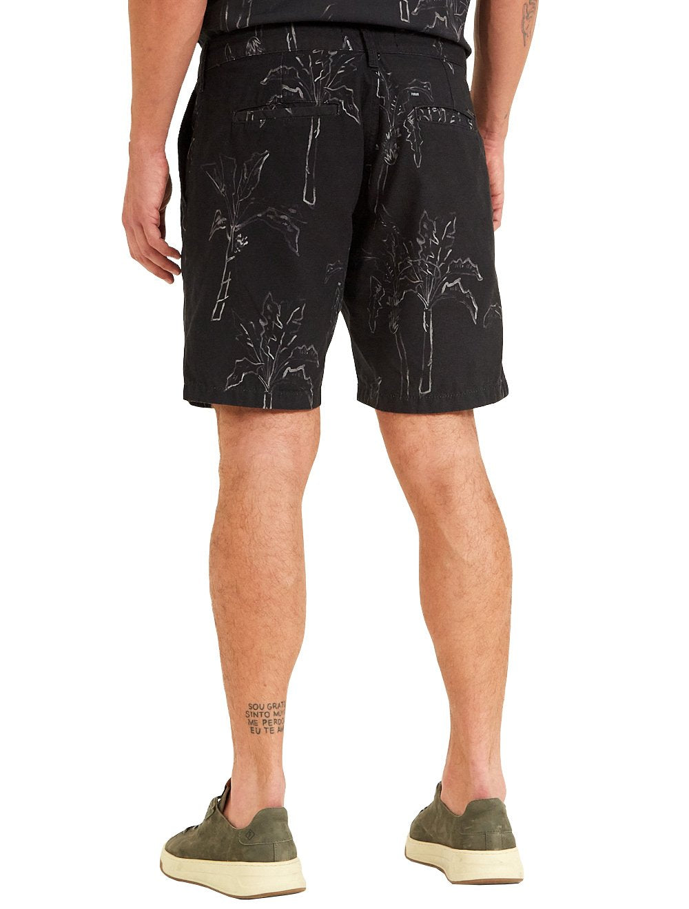 Bermuda Forum Masculina Sarja Dom Estampada Preta