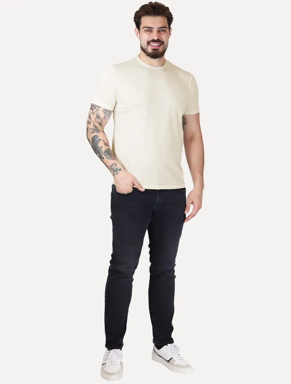 Camiseta Calvin Klein Jeans Masculina Botonê Off White