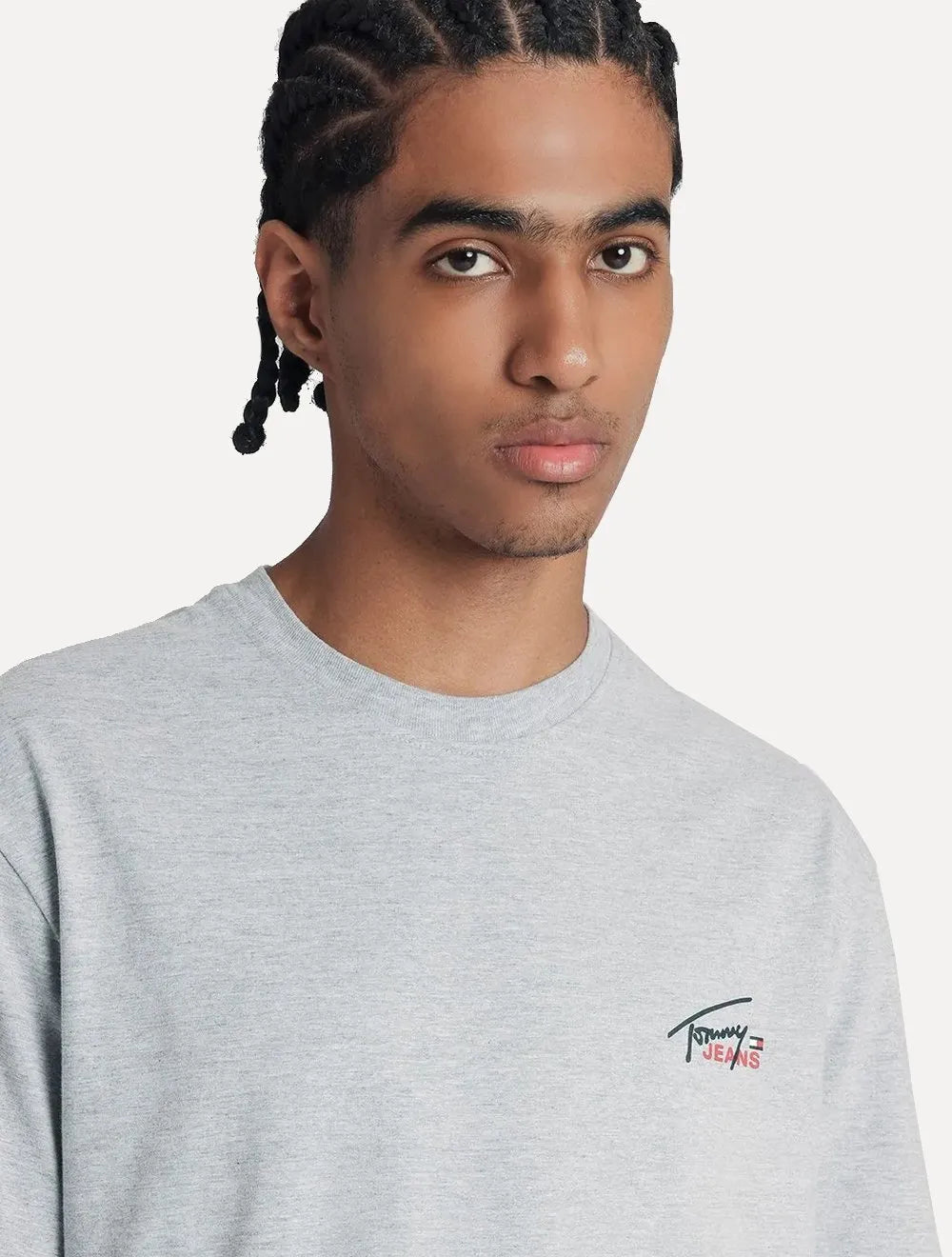 Camiseta Tommy Jeans Masculina Regular Classic Smal Flag Cinza Mescla