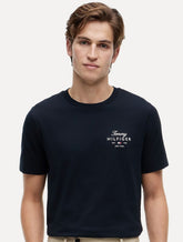 Camiseta Tommy Hilfiger Masculina Brand Love Signature Logo Azul Marinho