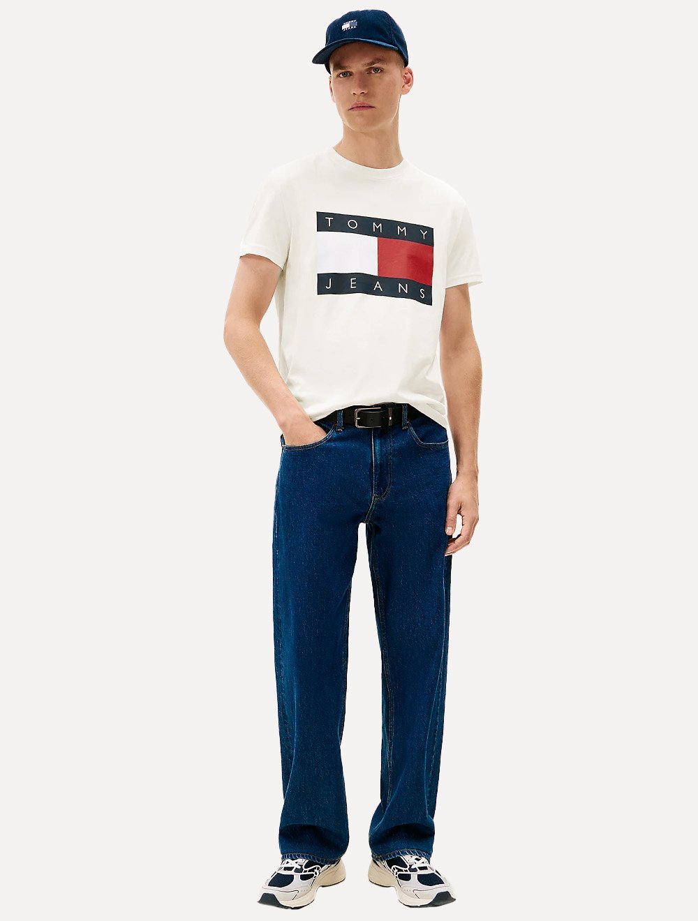 Camiseta Tommy Hilfiger Masculina Regular Big Flag Off White