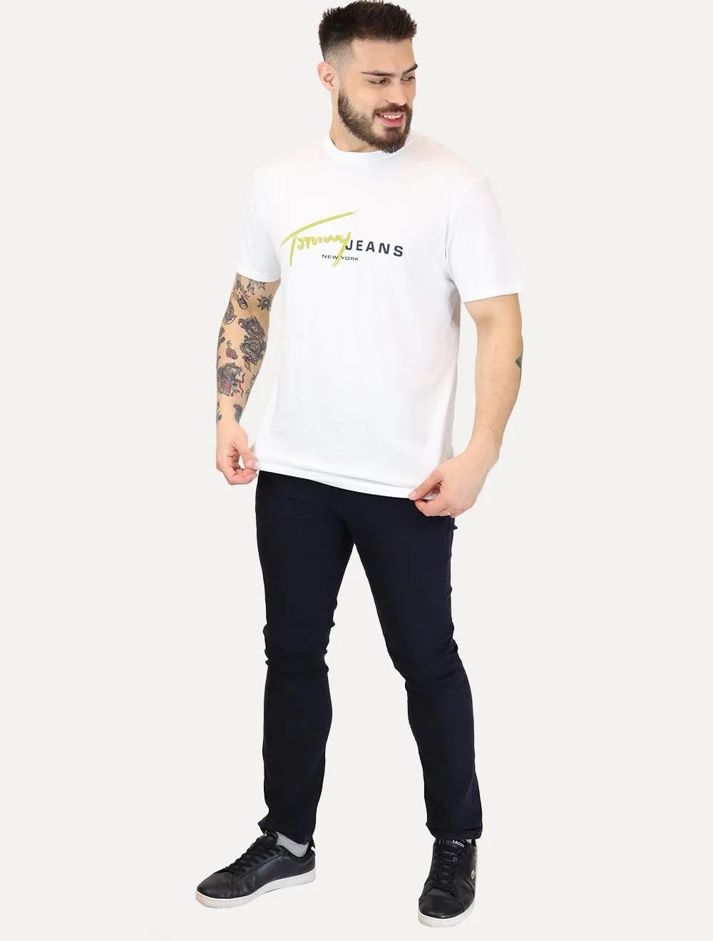 Camiseta Tommy Jeans Signature NY Center Branca