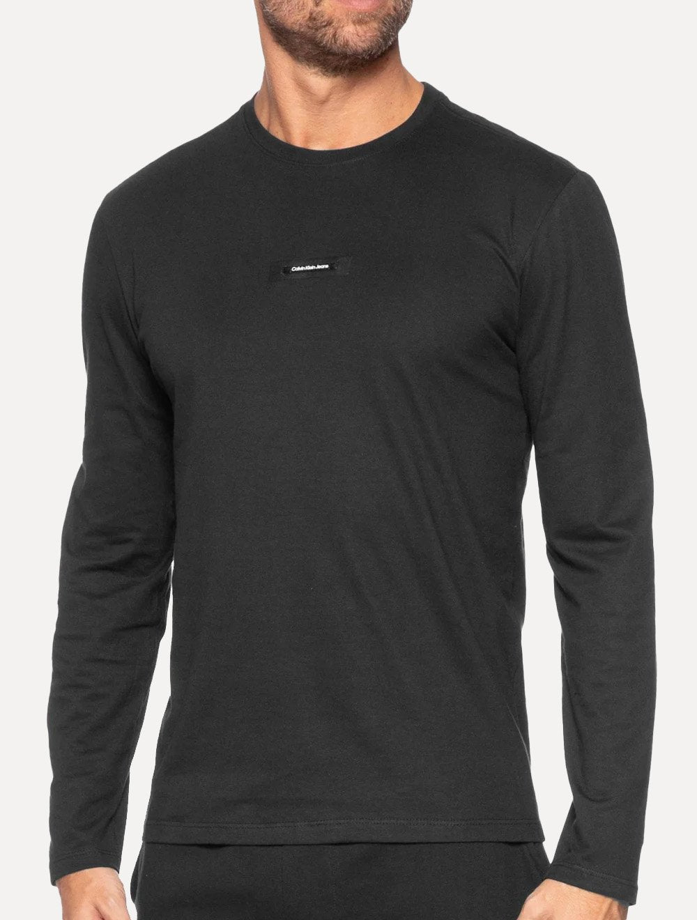 Camiseta Calvin Klein Jeans Masculina Manga Longa Logo Leather Center Preta