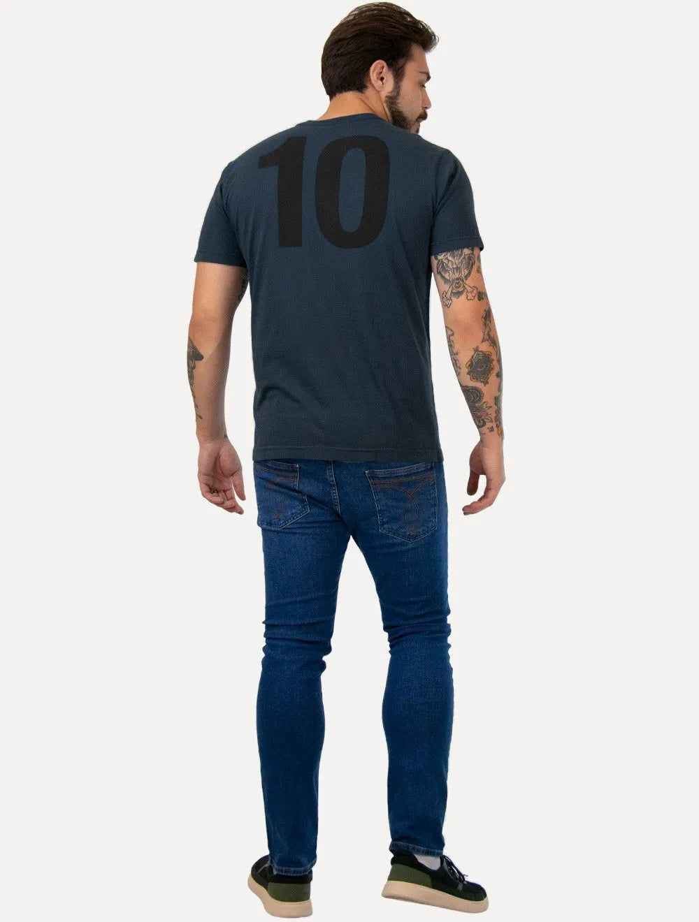 Camiseta Osklen Masculina Regular Brasão Futebol Azul Marinho