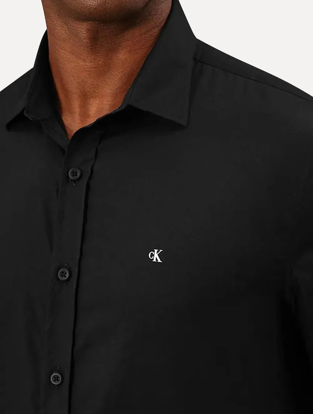 Camisa Calvin Klein Jeans Masculina Manga Curta Básica Light CK Logo Peito Preto