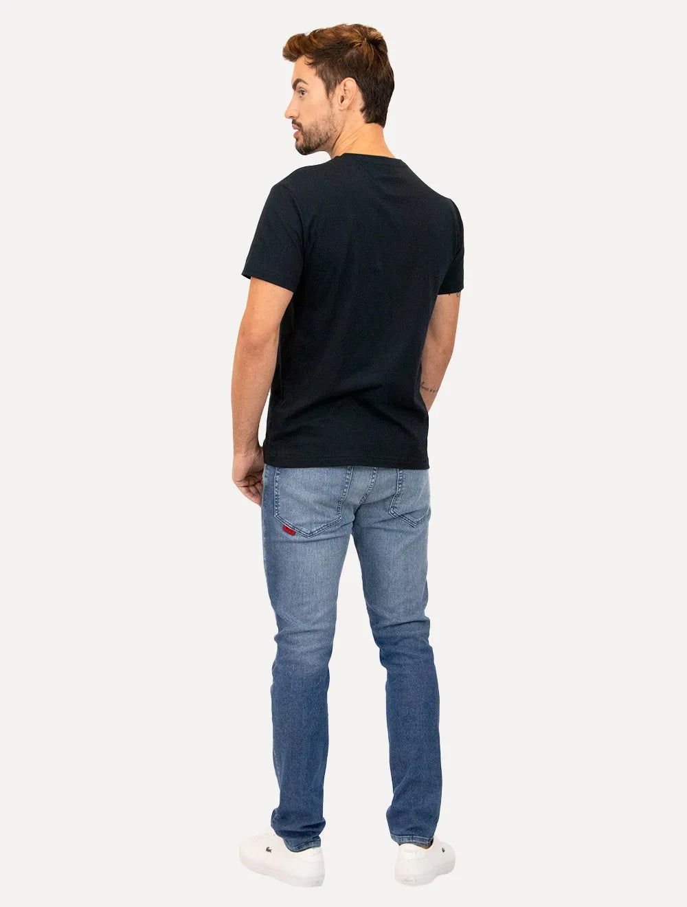 Camiseta Tommy Hilfiger Masculina Stack Brand Love Azul Marinho