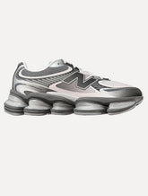 Tênis New Balance 2000 Abzorb Cinza Escuro