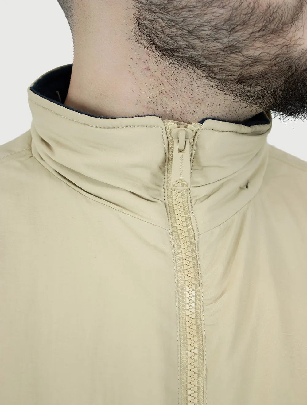 Jaqueta Tommy Jeans Masculina Essential Padded Logo Collar Cáqui