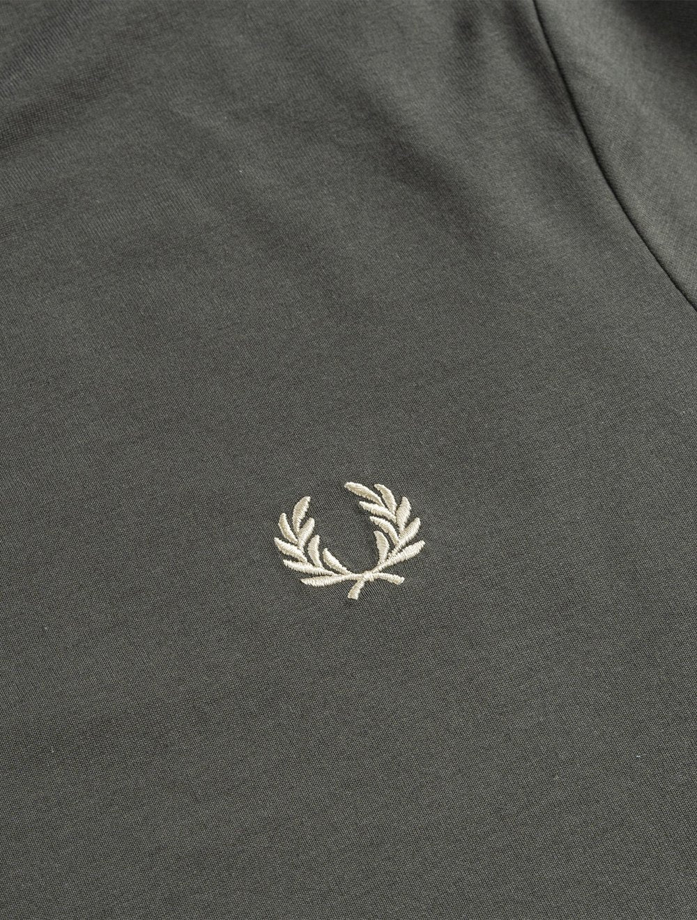 Camiseta Fred Perry Masculina Regular Powder Laurel Graphic Verde
