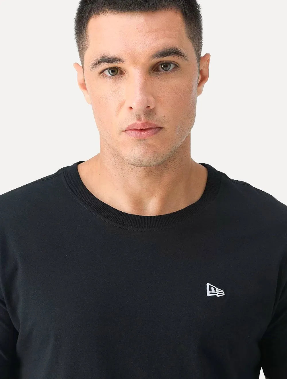 Camiseta New Era Masculina Essentials Tri Preta