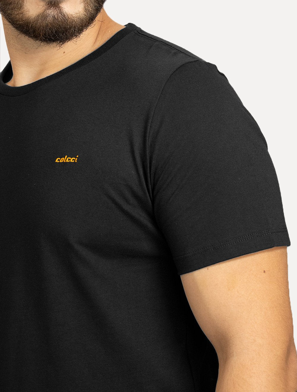 Camiseta Colcci Masculina Back To Basics Orange Logo Preta
