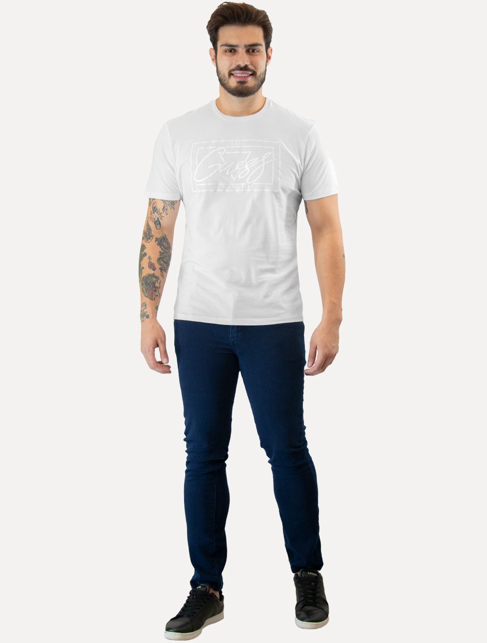 Camiseta Guess Masculina Los Angeles Cursive Relevo Branca