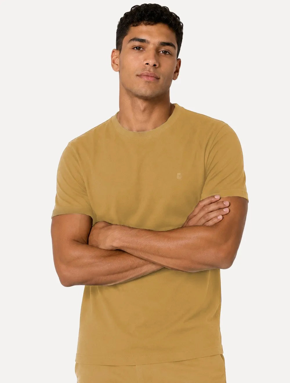 Camiseta Individual Masculina Comfort Pima Soft Touch Logo Amarelo Médio