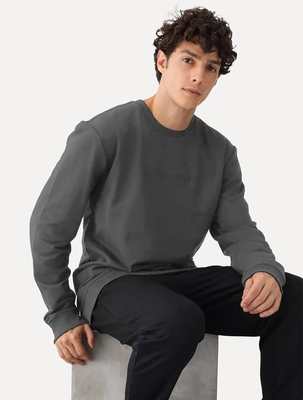Moletom John John Masculino Embossed Logo Chumbo Cinza Escuro