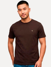 Camiseta Calvin Klein Jeans Masculina Meia Malha Logo Flow Marrom Escuro