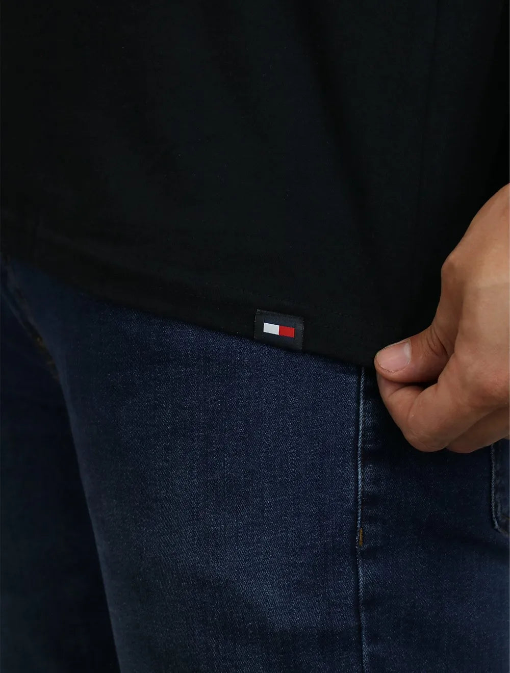 Camiseta Tommy Jeans Masculina Regular Athletic Club Preta