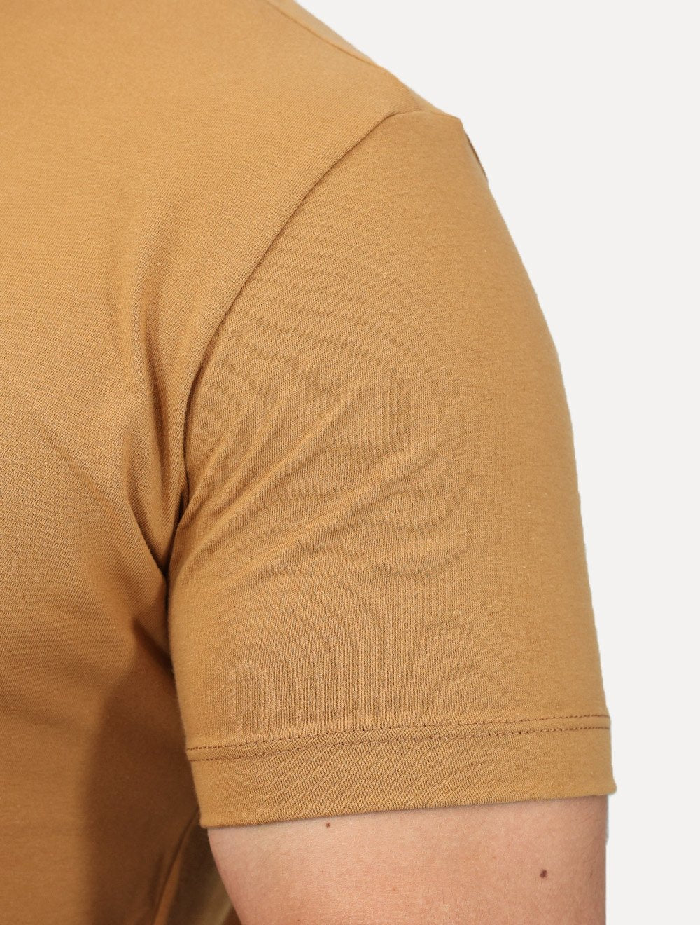 Camiseta K&J Black Cotton Flex Slim Caramelo