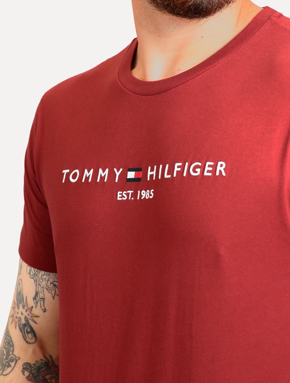 Camiseta Tommy Hilfiger Masculina Core Logo Vermelho Escuro