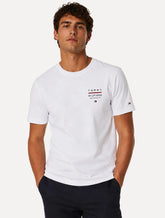 Camiseta Tommy Hilfiger Masculina Regular Logo Brand Love RWB Branca
