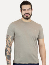 Camiseta Calvin Klein Jeans Masculina CK Bordado Peito Cáqui Mescla