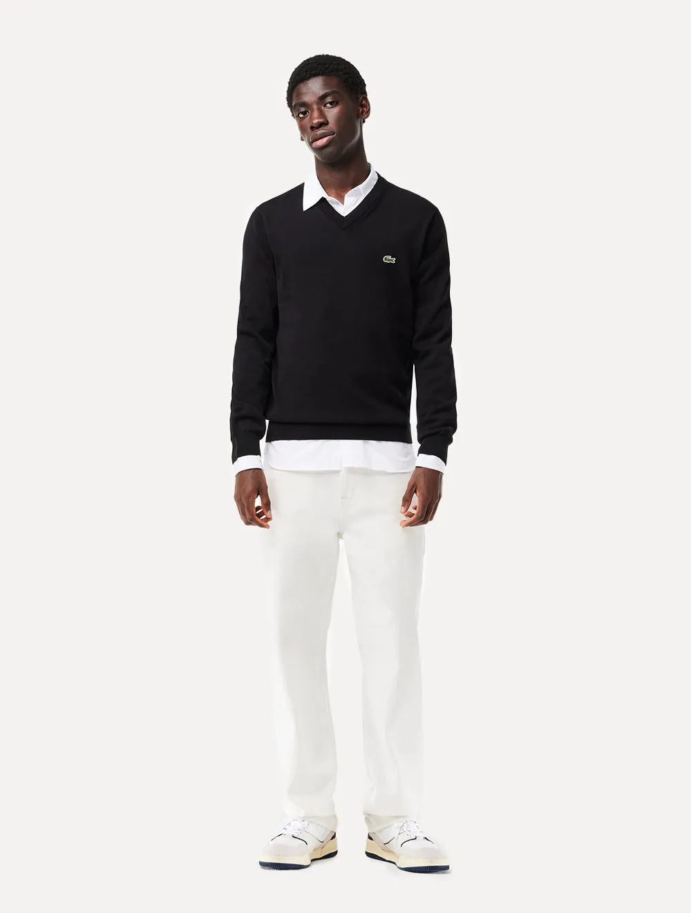 Suéter Lacoste Masculino Regular Fit Gola V Logo Preto