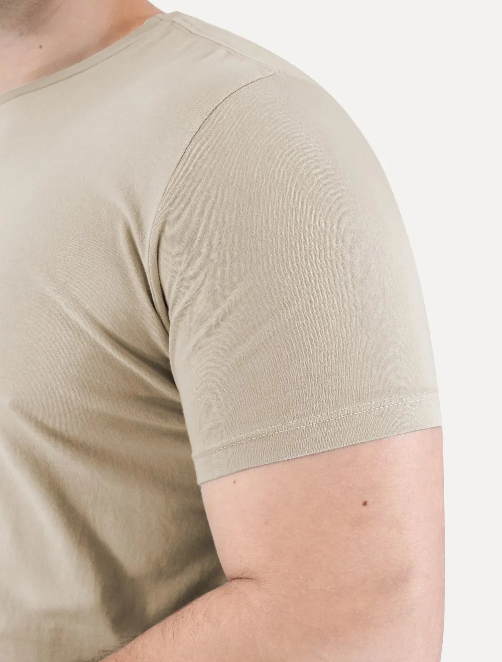 Camiseta Calvin Klein Jeans Masculina New Re Issue Frontal Logo Areia
