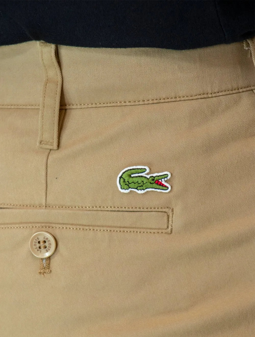 Bermuda Lacoste Masculina Sarja Slim Cotton Stretch Bege