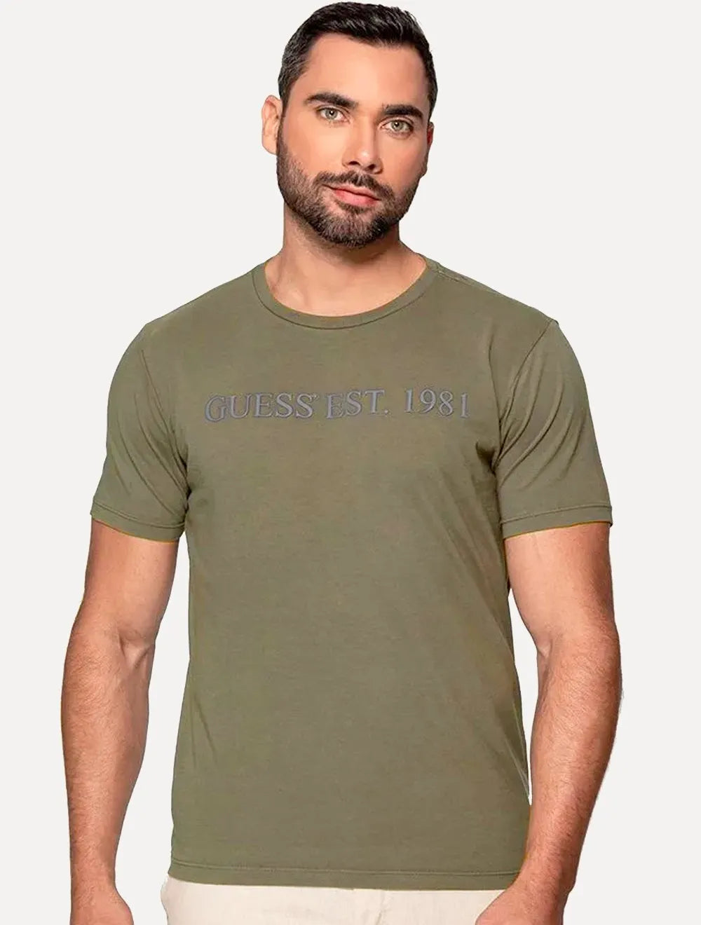 Camiseta Guess Masculina Est 1981 Light Relevo Verde Oliva