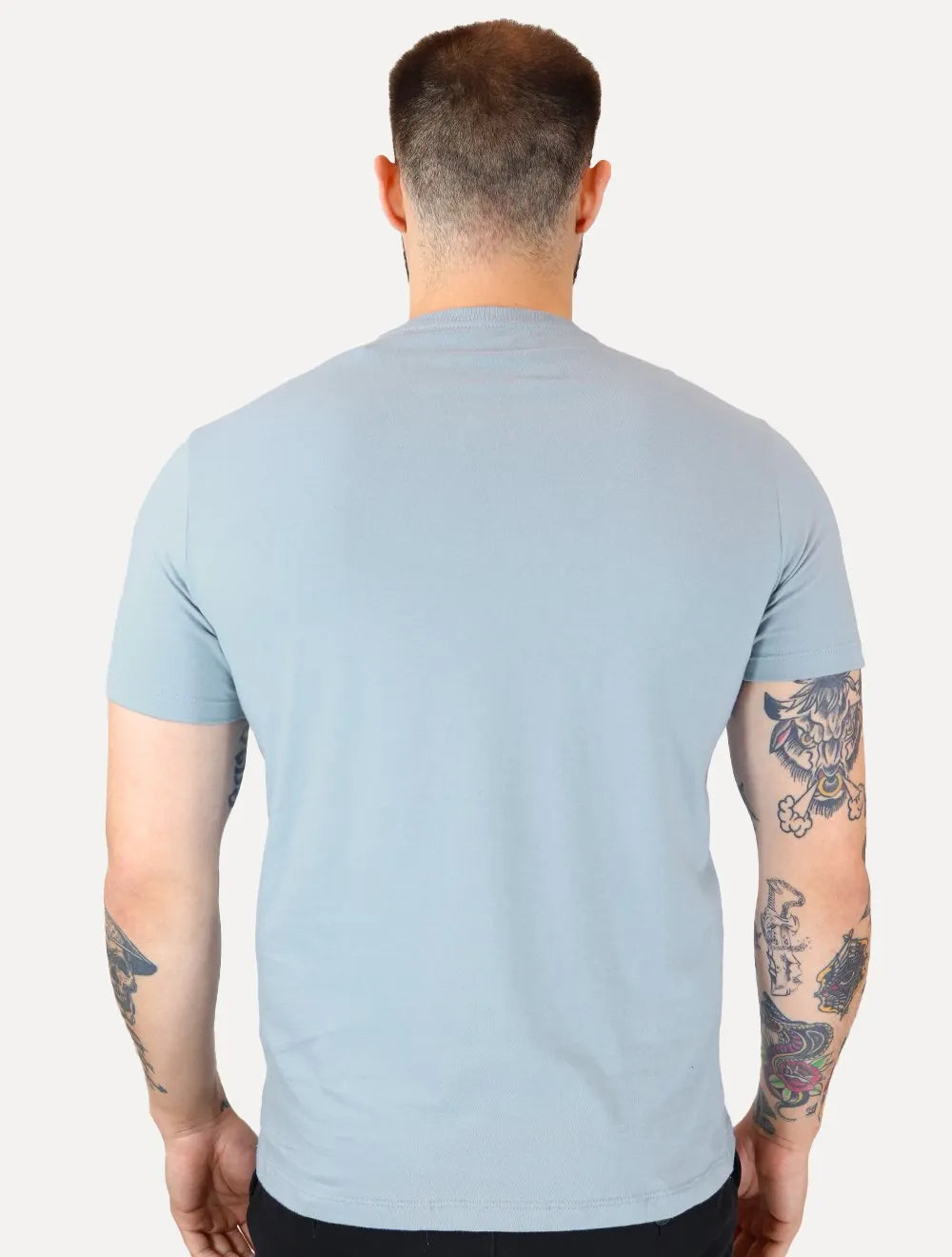 Camiseta Guess Masculina Outline White Logo Azul Claro