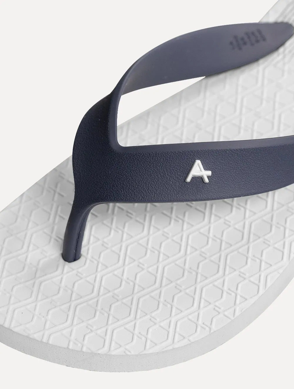 Chinelo Aramis Masculino ARM1138 Curves Branca