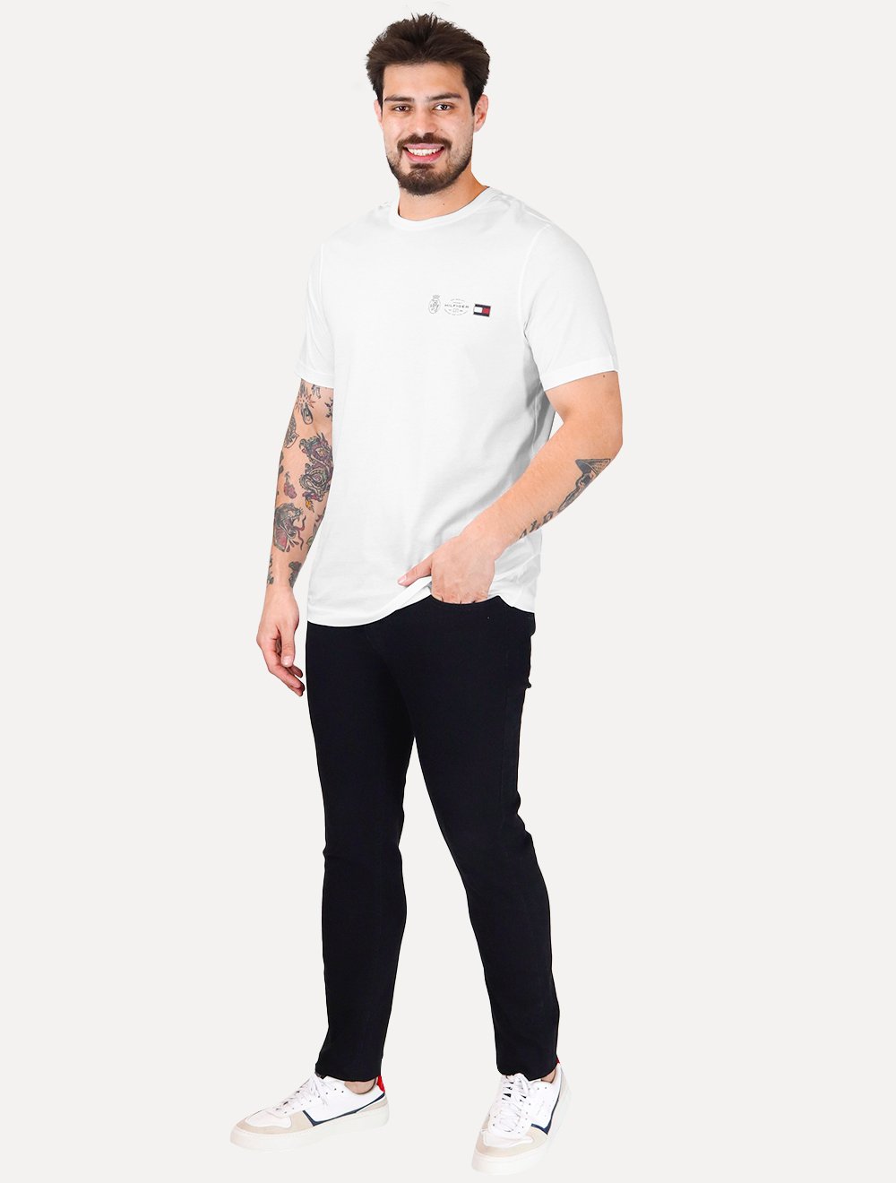 Camiseta Tommy Hilfiger Masculina Regular Small Crest Outline Branca